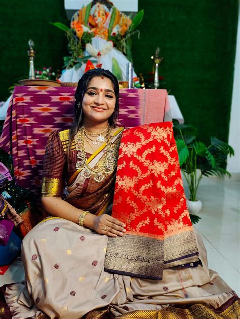 GS1350 – Arya Collections