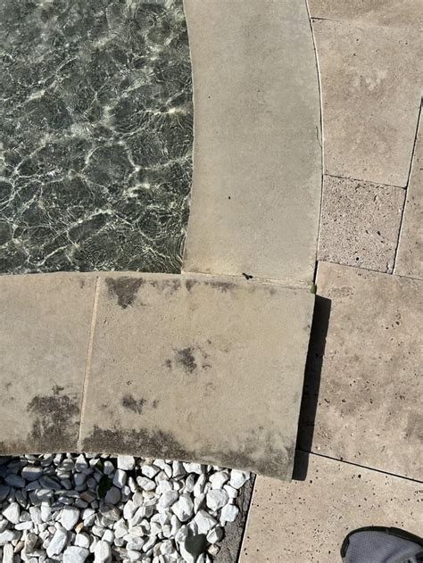 How to Clean Pool Tile Build Up 的图像结果