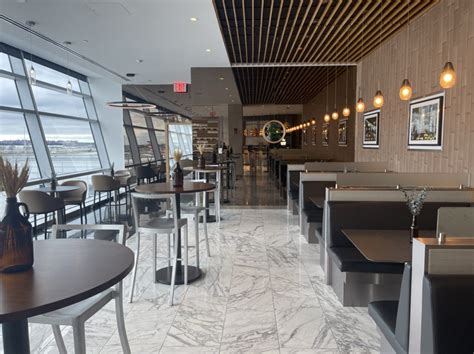 Greenwich Lounge JFK Review: Your 2025 Guide