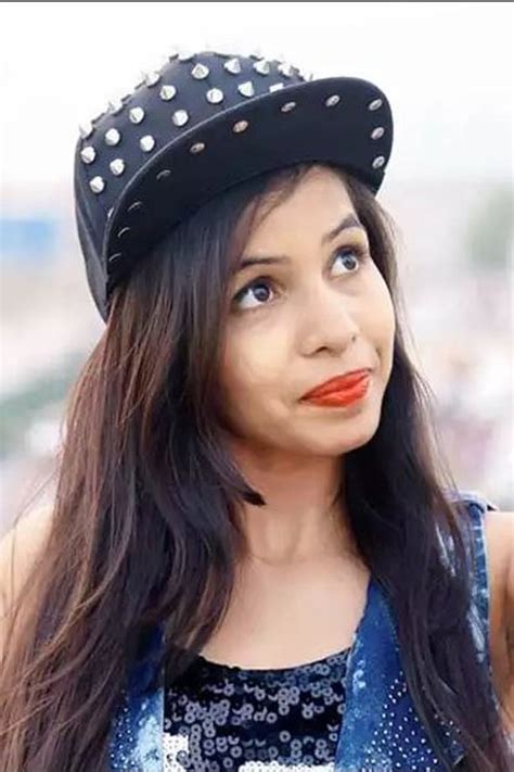 Dhinchak Pooja’s Bio, Age, Relationships, Latest Buzz, Photos & Videos