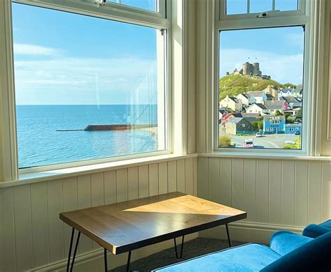 CAERWYLAN HOTEL (Criccieth, Gwynedd) - Hotel Reviews, Photos, Rate ...