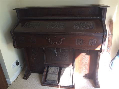 Harmoniums and Reed Organs For Sale