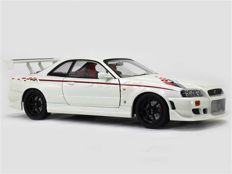 1999 Nissan Skyline GT-R BNR34 1:18 Greenlight diecast Scale Model Car ...