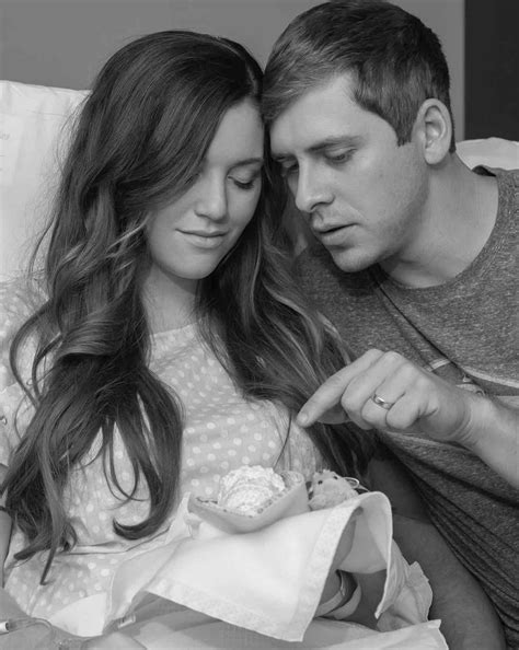 Joy-Anna Duggar Marks Her Stillborn Daughter Annabell's 'Heavenly' 6th ...