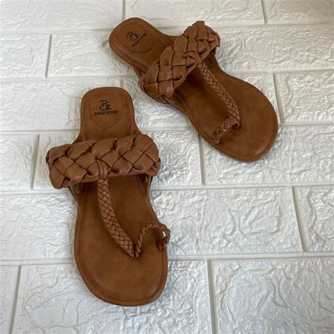 KIRA BROWN – Bombay Brown India