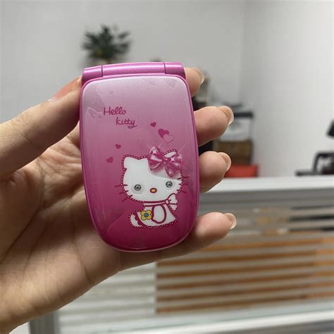 Sanrio-Kawaii-Hello-Kitty-Flip-Phone-Female-Ultra-small-Mobile-Version ...