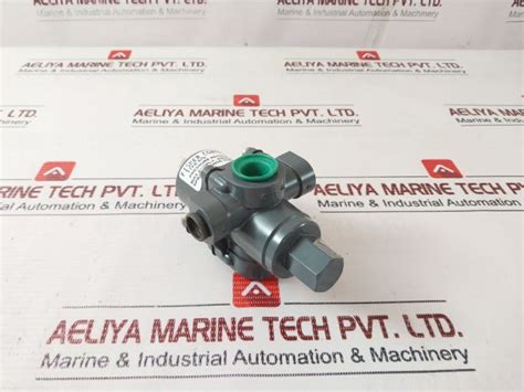 Fisher Controls 67D Pressure Regulator 0-60 Psi – Aeliya Marine