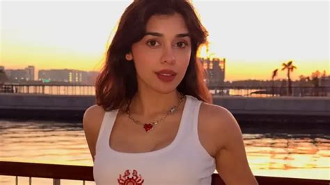 Eisha Singh issues apology to fans over 'disrespectful behaviour'