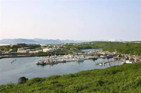 Tsunami warning after earthquake triggers mass evacuation in Alaska