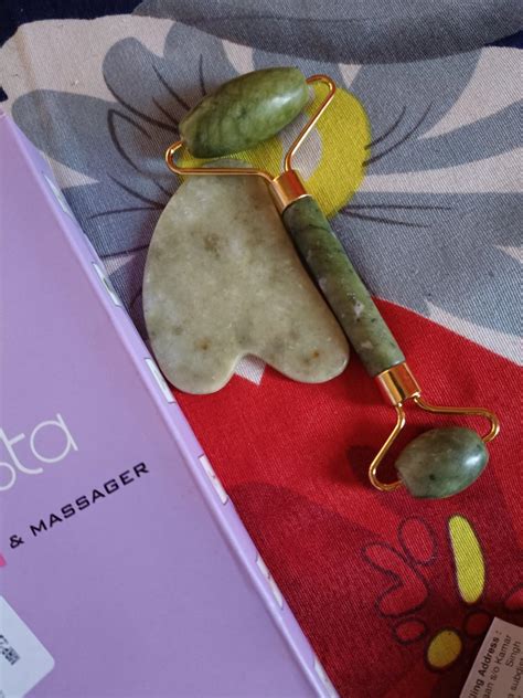 Ladista Facial Massager Jade Roller & Gua Sha Tool Natural Himalayan ...