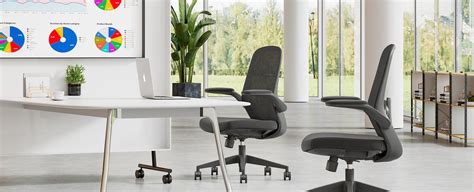 Desk Chair Exploding 的图像结果