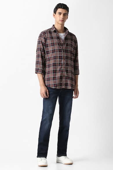 Buy Men Red Check Full Sleeves Casual Shirt Online - 40015969 | Van Heusen
