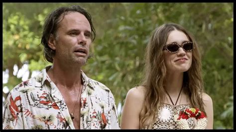 'The White Lotus,' fame Aimee Lou Wood breaks down in public after ...