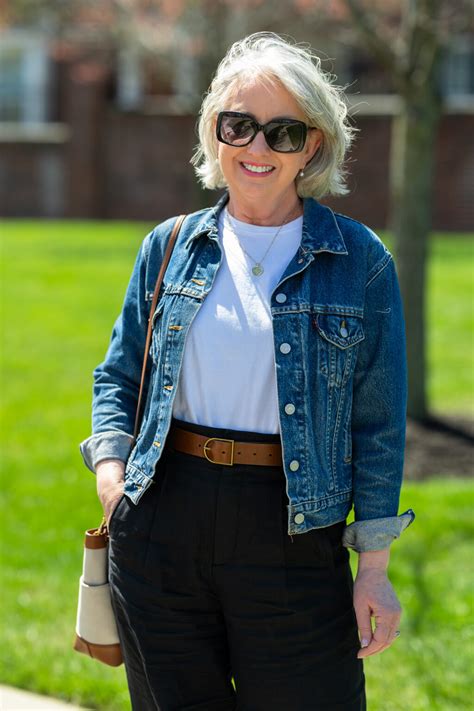 2 Ways to Wear Black Linen Pants - Dressed for My Day