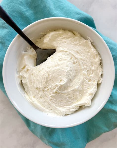 Easy Dairy Free Frosting Recipe (Vegan, Gluten Free) - The Urben Life