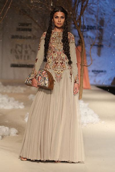 SILK ROUTE – samantchauhan