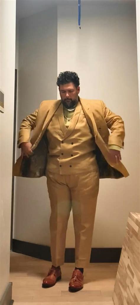 3 Piece Linen Suits – StudioSuits