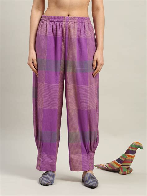 RIO PANT – Swatti Kapoor