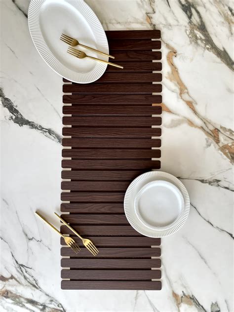 Elm Foldable Table Runner - Dark Brown (3 Feet) – Mason Home