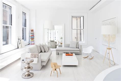 优雅的白色客厅，用设计“化繁为简”！_精选案例融媒体_衣柜网