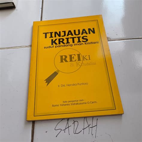 Jual Buku Tinjauan Kritis Sudut Pandang Iman Kristiani - Kota Depok ...