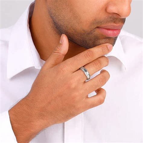 5 Trendy Rings to Gift Him This Valentine’s Day – GIVA Jewellery