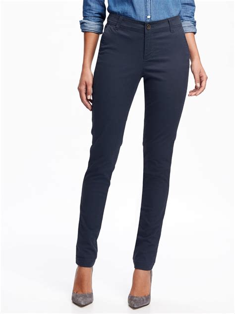 Mid-Rise Skinny Everyday Khakis for Women | Navy blue pants outfit ...