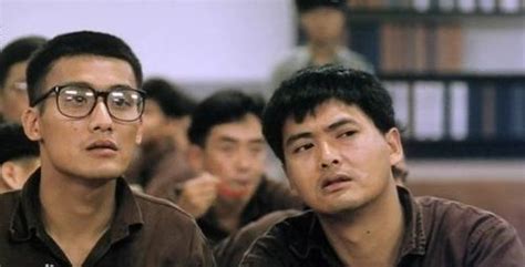 刘德华演技最炸裂的一部电影，堪称越南版的监狱风云，犯人像牲口一样吃饭！