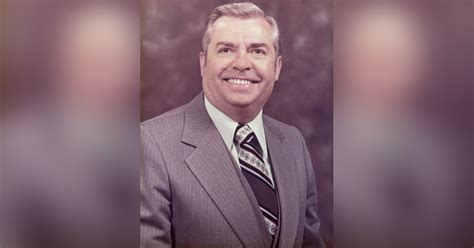 Obituary for Carroll Holdway | Westside Chapel Funeral Home, Inc.