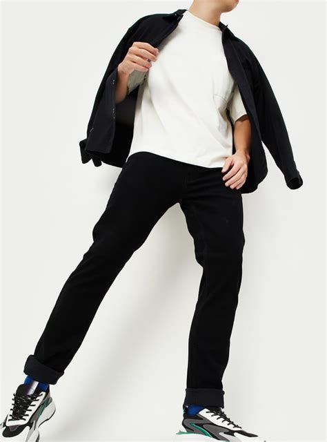 Buy Men Skinny Fit Solid Jeans Online at just Rs. 1499.0 ...