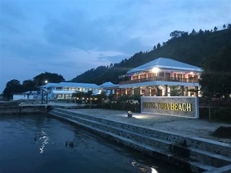TOBA BEACH HOTEL (Samosir Island, Sumatra) - Lodge Reviews, Photos ...