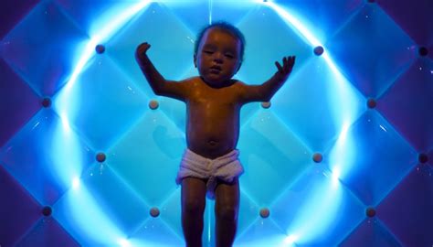 Human Making Machine 的图像结果