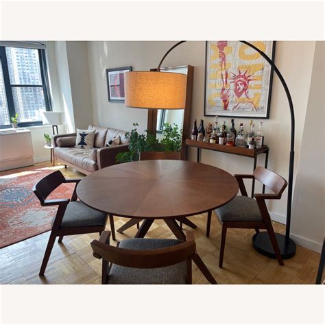 West Elm Overarching Linen Shade Floor Lamp - AptDeco