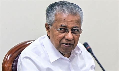 Kerala CM urges Centre to pay compensation to kin of sanitary workers ...