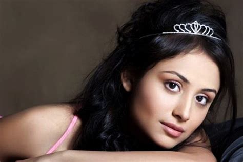 Anupriya Kapoor Latest Updates, Gallery, Wiki, Affairs, Contact Info ...