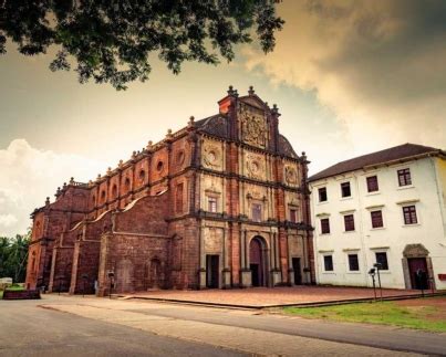 Sofine Tours & Events