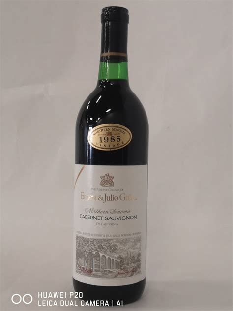 8 BOTTLE COLLECTION OF ERNEST AND JULIO GALLO