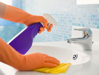 Housekeeping Services | House Cleaning & Maintenance Service