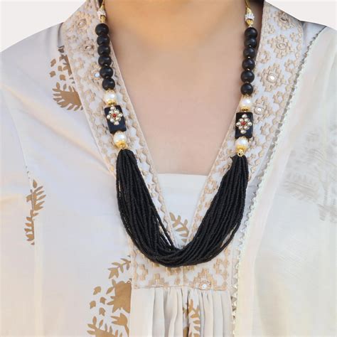 Tanjore Moti Black mala – Vianajewels
