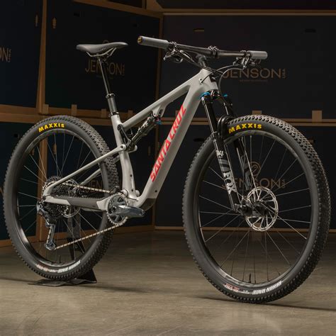 SANTA CRUZ BLUR 4 C S TR BIKE | Jenson USA