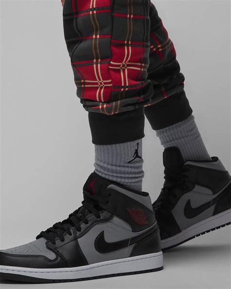 Jordan Essential Festive Men's Fleece Trousers. Nike IN