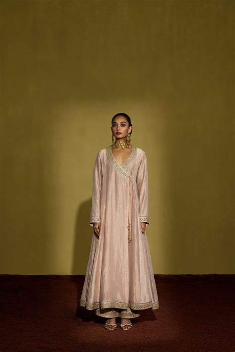 New Arrivals – Sureena Chowdhri