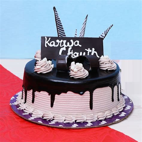 Occasion :: Festivals :: Karwa Chauth :: Karwa Chauth Choco Cake