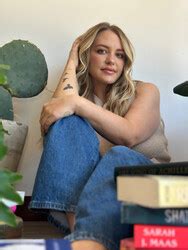 Anna Todd | Official Publisher Page | Simon & Schuster India