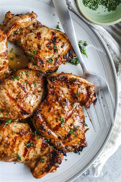 Grilled Chicken Thighs (Easy Marinade!) - Spend With Pennies