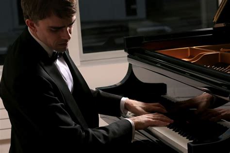 An Evening with Reed Tetzloff: Mozart, Beethoven, Wagner, and Scriabin ...