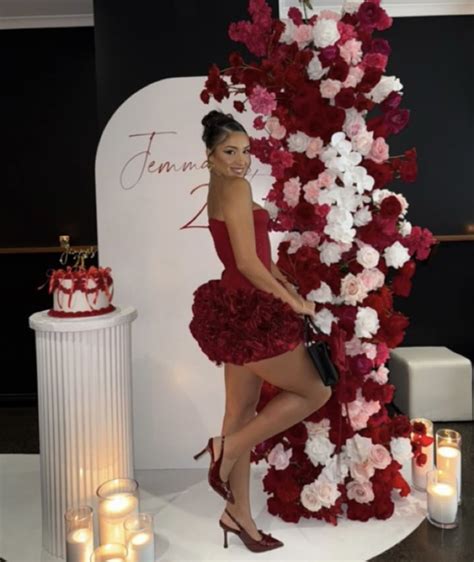 「40th dresses」おしゃれまとめの人気アイデア｜Pinterest｜Tandiwe【2025】 | 誕生日