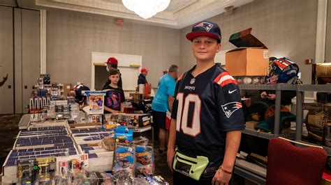 Photo Gallery — Northeast Sports Card Expo