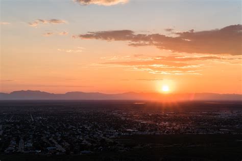 Gateway To White Sands: The Ultimate Guide to Alamogordo & Things To Do