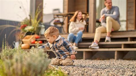 Pea Gravel Landscaping | Southwest Boulder & Stone